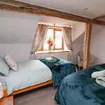 Boundcliffe Farm