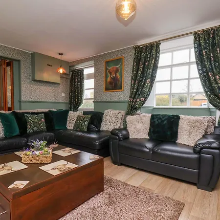 Boundcliffe Farm * Allerston